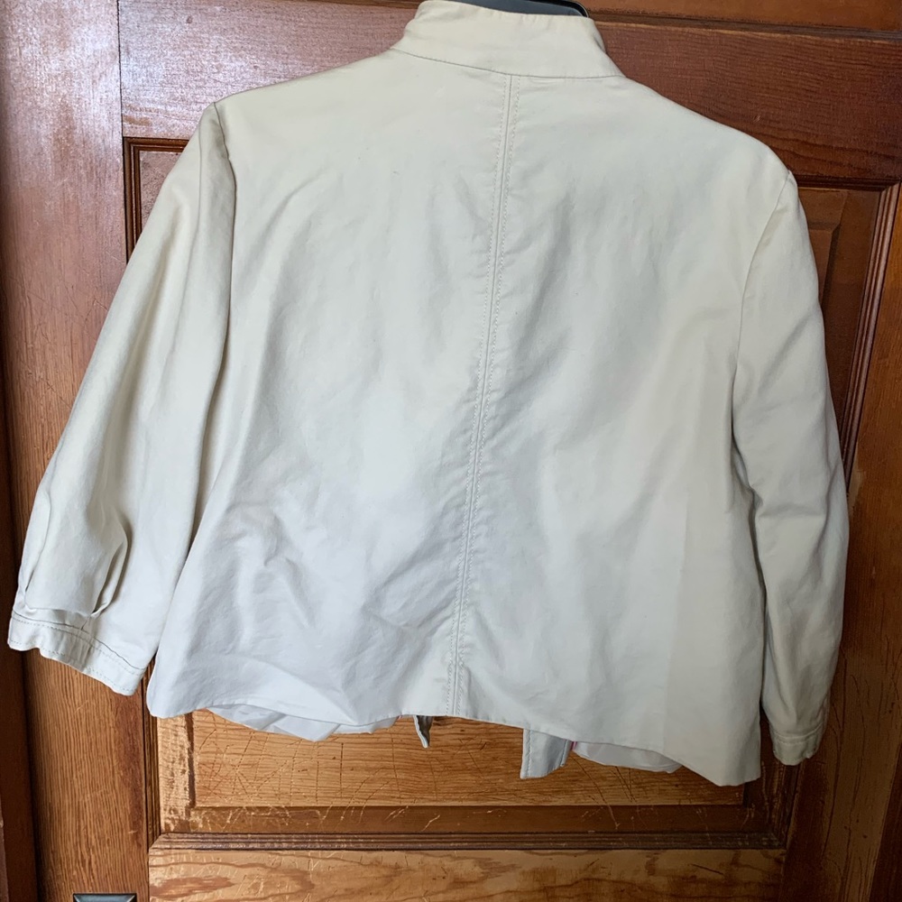 Jacket - Picture 2 of 3